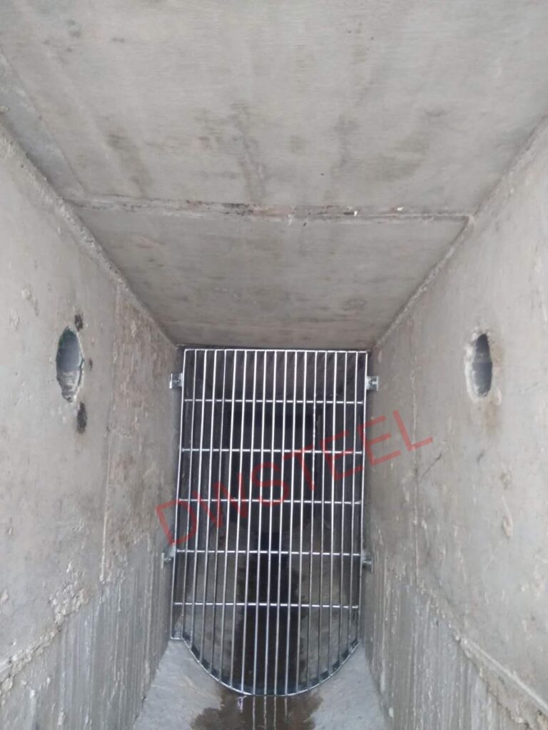 Outlet 2